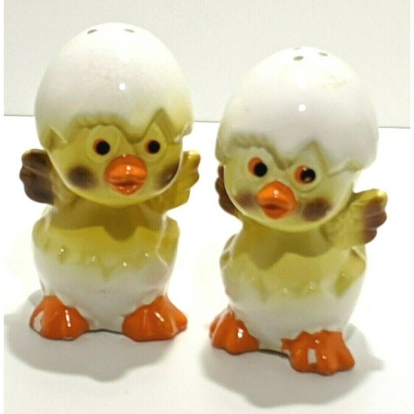 Vtg Spring Chicks Salt Pepper Shakers Made in Japan - Picture 5 of 5